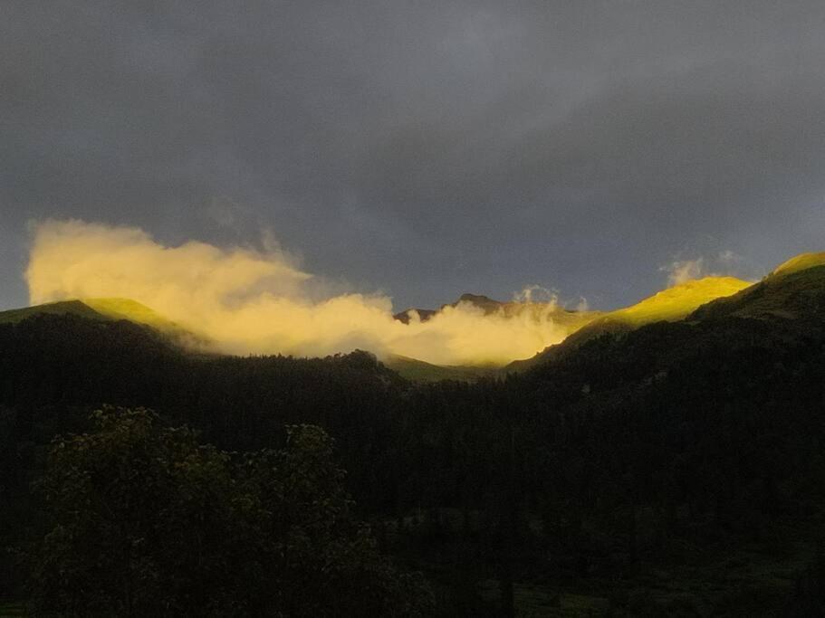 Gharsa - Your Mountain Home Manāli Eksteriør bilde
